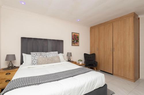 Serena Inn room 4, Cape Town