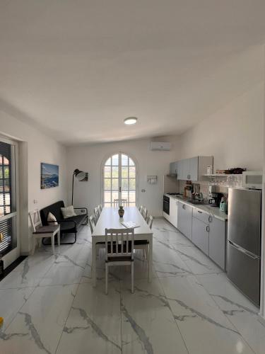 Зручності, Villa Somma Apartments in Пімонте
