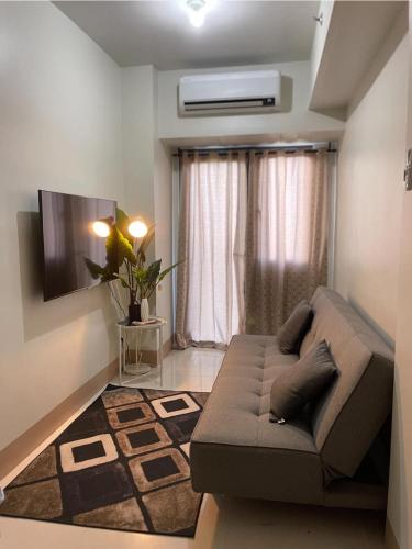 comfy 1 bedroom family condo, Manila