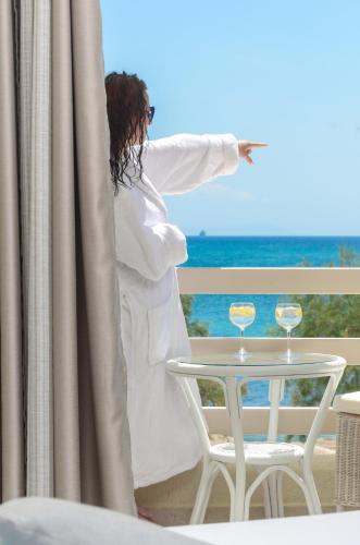 Angel Suites – Agia Anna, UT