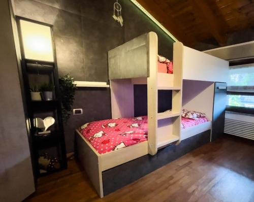 Dream & Scream Apartament in Caronno Pertusella