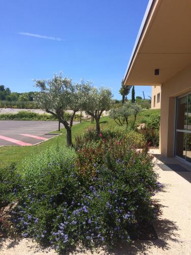 The Originals City Hôtel Ecoparc Montpellier Est (Inter-Hotel) - image 5