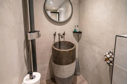 King Room image 1