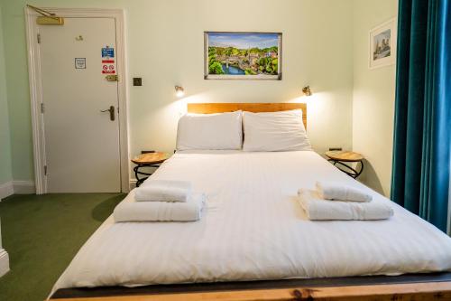 Double Room image 8
