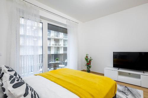 Balcony - NEW - Comfy - main image