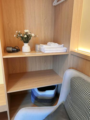 Double Room with Terrace image 8