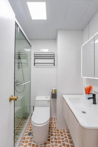 Classic Triple Room image 10