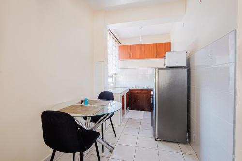 Nomi's Nook1 B-room rental unit free parking in Nakuru CBD in Nakuru