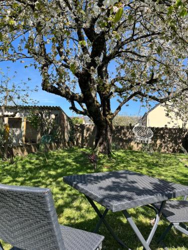Cozy garden house - Location saisonnière - Châteaubriant