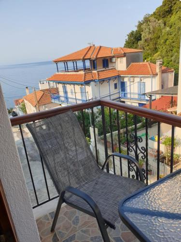 Mantemi house in Loutraki Skopelosa