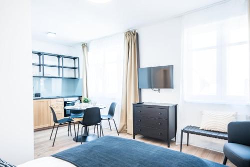 Apartment image 10