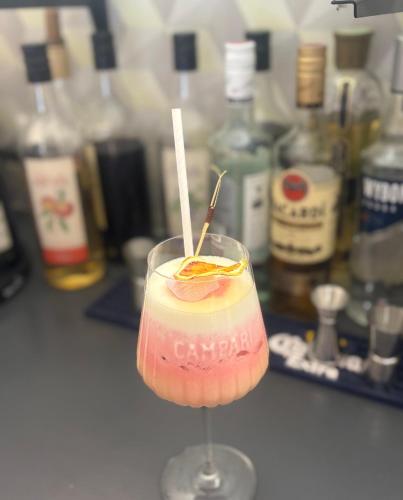 ผับ/เลาจน์, Escapade Saint Michel in ปงตอซง