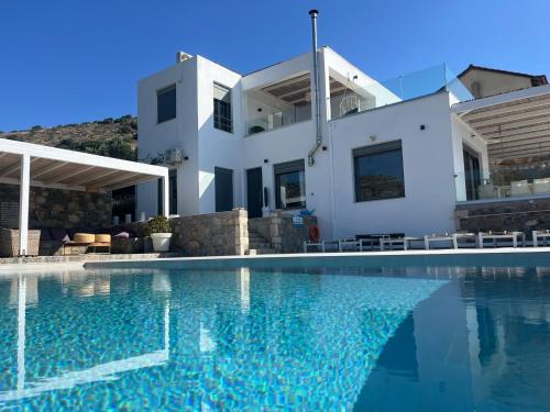 Villa Estée, luxury villa with private infinity pool and jacuzzi, Elounda (foto 3)