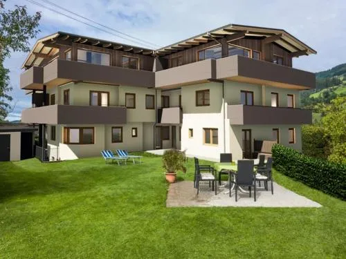 Apartment in Brixen im Thale with parking in Brixen im Thale, Deutschland