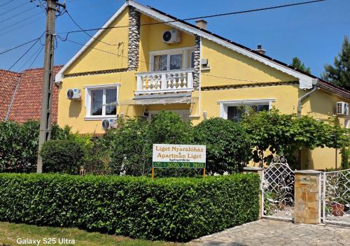 Liget Nyaralóház és Apartman Liget
