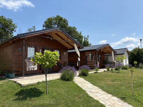 A szálláshely kívülről, Horizonti Miroc in Mosna