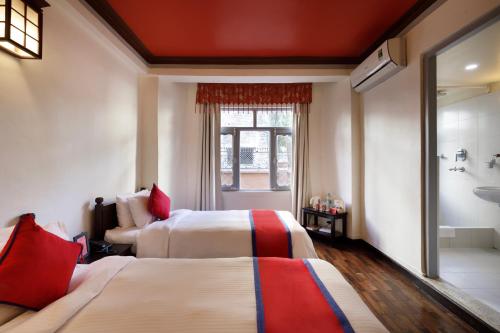 room detail thumbnail 0