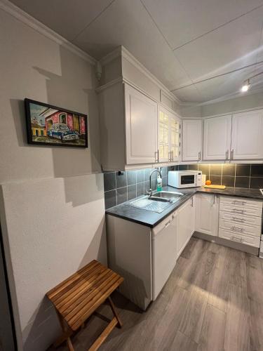 Furnished apartment near Aker Solutions in สตอร์ด