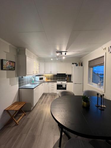 Furnished apartment near Aker Solutions in สตอร์ด