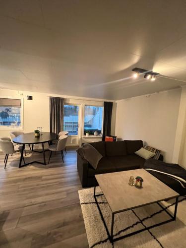 Furnished apartment near Aker Solutions in สตอร์ด