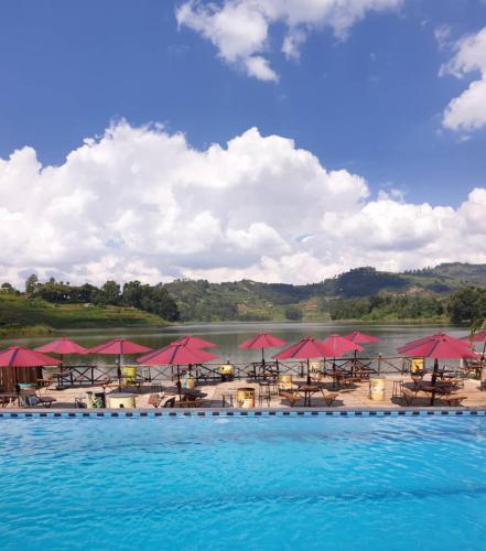 בריכת שחיה, Bunyonyi Safaris Resort in Kabale
