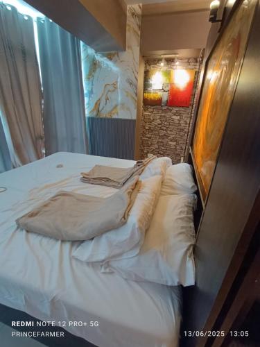 1 Bedroom Red Oak Serendra BGC, Manila