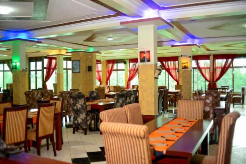 מסעדה, Bunyonyi Safaris Resort in Kabale