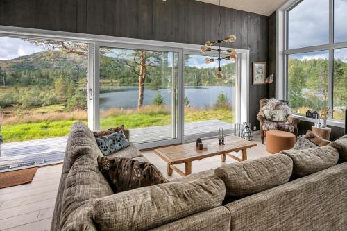 Modern chalet at Bortelid in Tjaldal