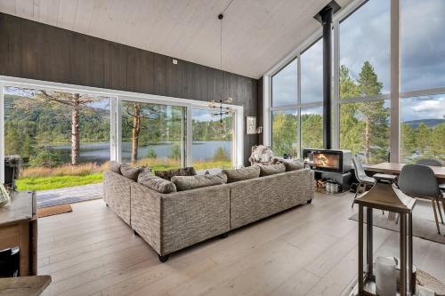 Modern chalet at Bortelid in Tjaldal