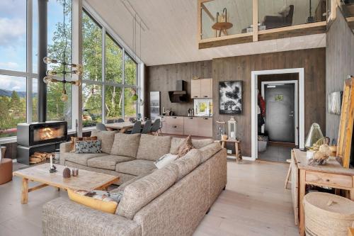 Modern chalet at Bortelid in Tjaldal