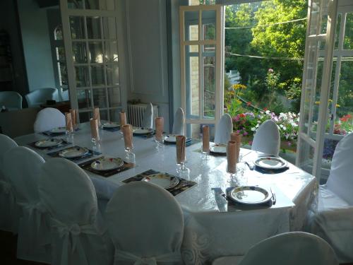 Ēdiens un dzērieni, Villa Tranquillite in Rohan ciems
