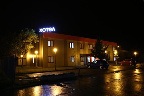 ทัศนียภาพภายนอกโรงแรม, Hotel Iris in เขตปลอฟดิฟตะวันออก