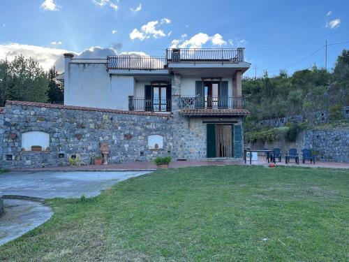 Villa Chanty & Giò gîte à louer Castel Ruggero