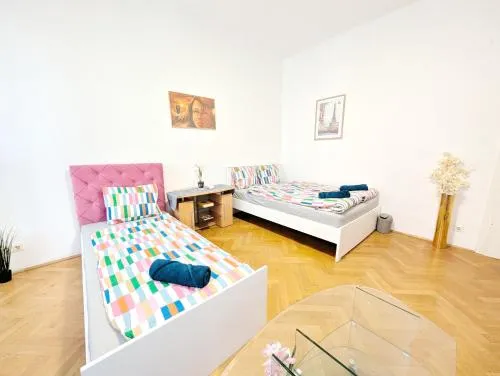 Cozy Apartment in Lugner City Area in Wien, Österreich
