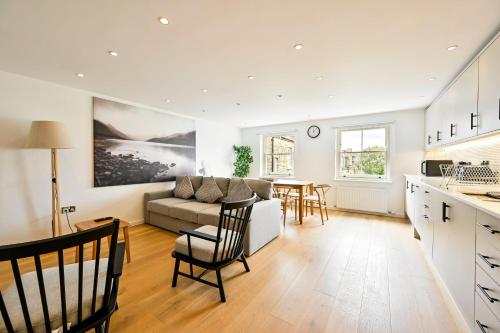 Modern 2 Bedroom Apartment, London