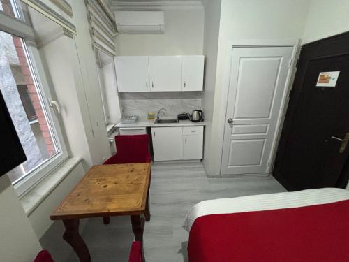 Istanberry - Sunshine Flats - image 12