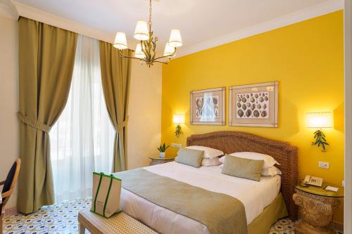 room detail thumbnail 1