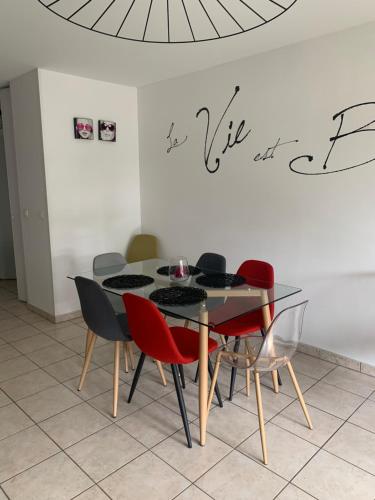 Létesítmények, Le cocon de Stef in Salies-De-Bearn városközpont