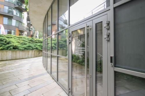 Asian Magnolia Express Studio Apartments in 德魯斯金卡