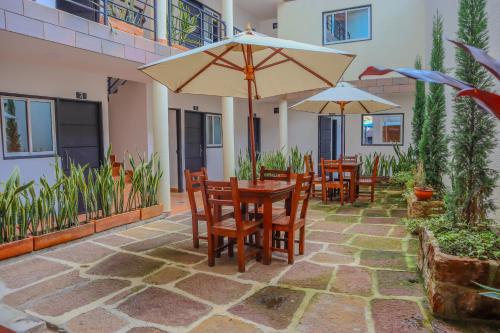 Facilities, Trip Monkey Origen in San Gil