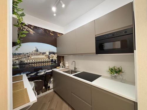 Saint Peter's Sunset View Luxury Apartment, Rome (photo 5)