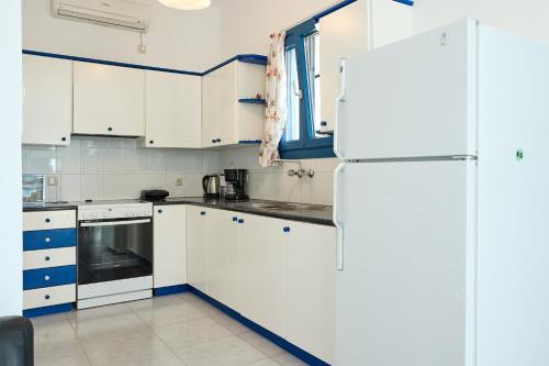 keuken, Thea Apartment 3 in Emporios