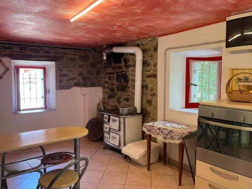 Agriturismo antico mulino sul Dolo in Montefiorino