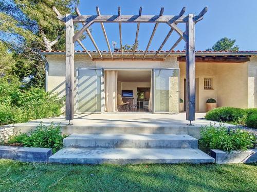 Villa tout équipée - Piscine & pool house - CLIM (Villa tout equipee - Piscine & pool house - CLIM) in Uzes