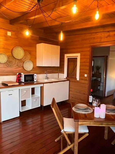 кухня, Passion Caraïbes - bungalow climatisé avec jacuzzi privatif (Passion Caraibes - bungalow climatise avec jacuzzi privatif) in Plessis-Nogent