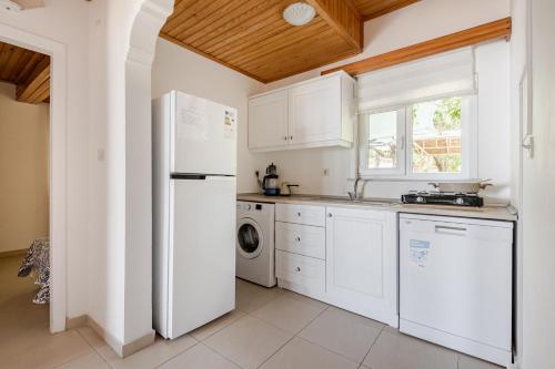 مطبخ, Marmara Yali Evi in West Marmara Region