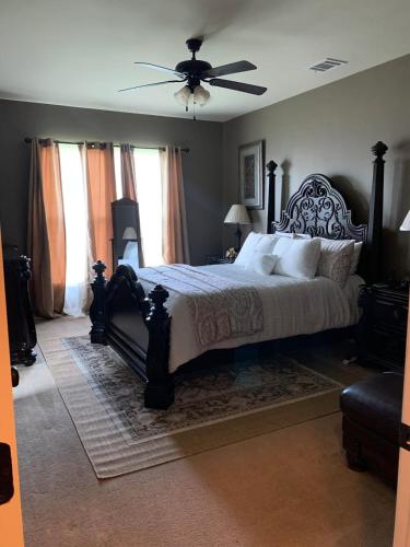 Bennu's Country Cottage near Nicholls State and local hospitals in 提柏道克斯 (LA)