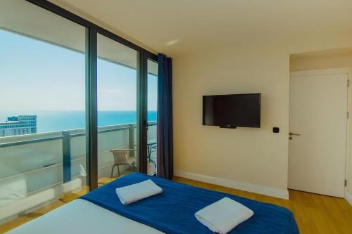 Studio Apartment with Sea View