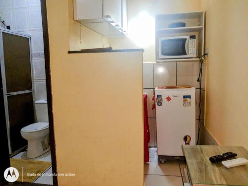 One-Bedroom Premier Apartment image 2