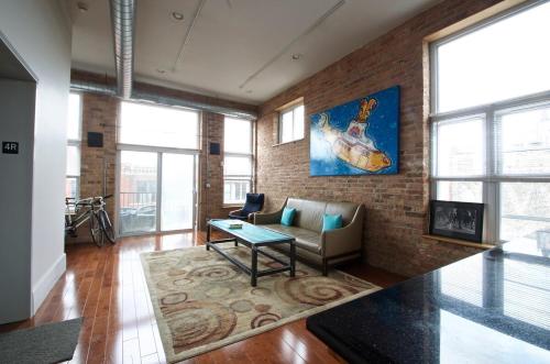 Amazing Penthouse Skyline Views! in Wicker Park